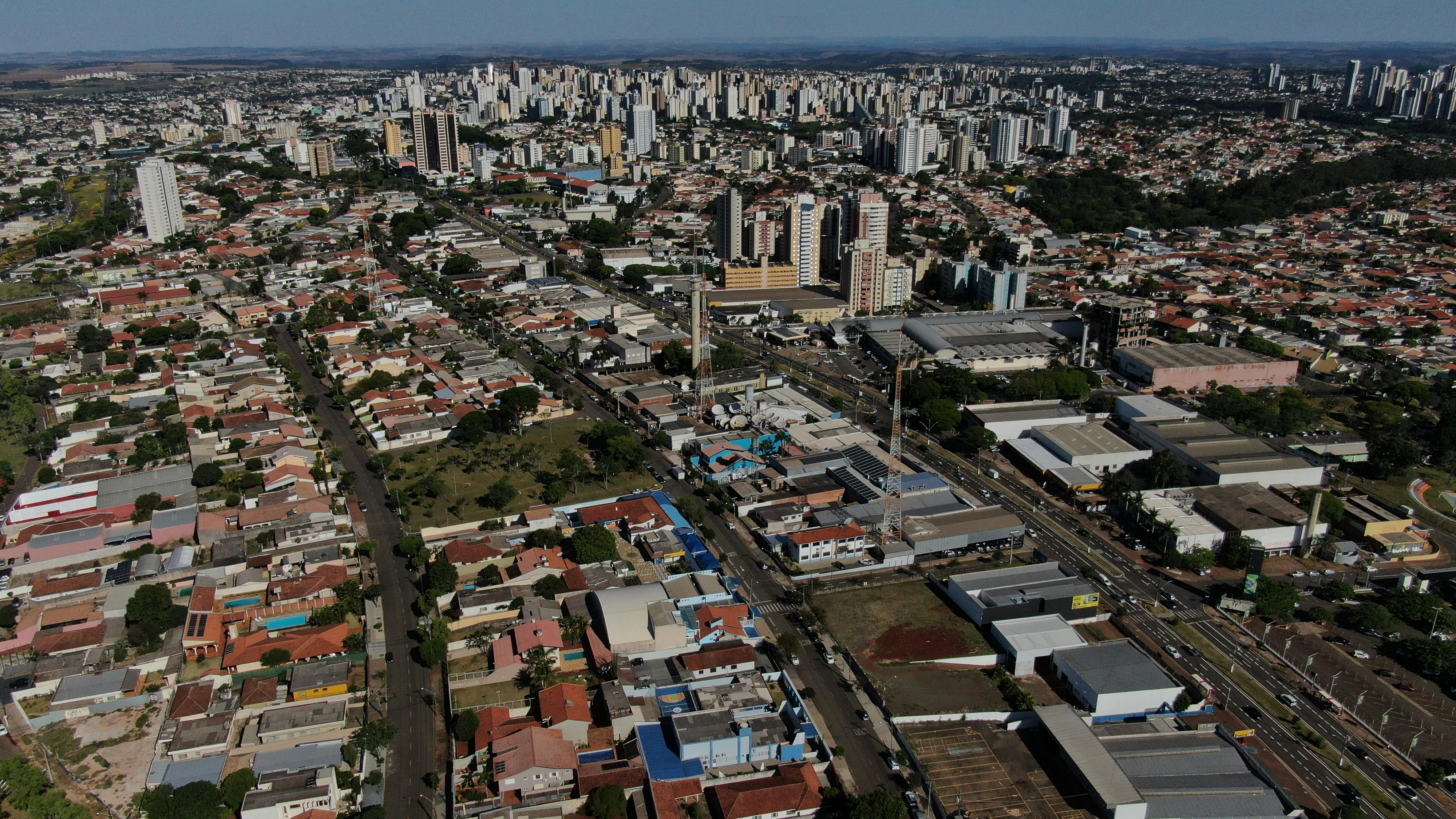 Imagem de fundo representando educação e inclusão